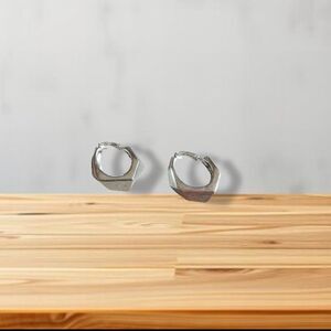 Silver Tone Hexagon Chucky Hoop Clip On Earring Retro Shape